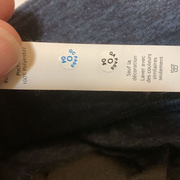 Lululemon , joggers, 7/8 length size 10, like new - Picture 11 of 12